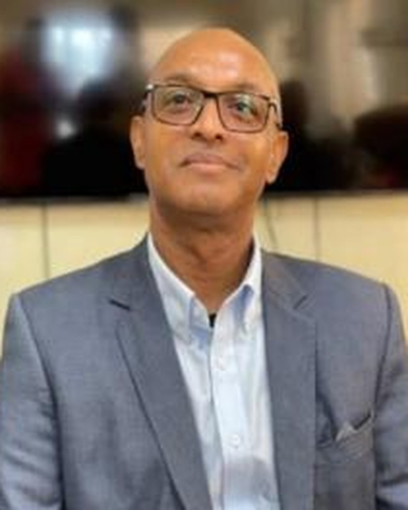 Portrait éditorial de Chamsoudine Ahmed